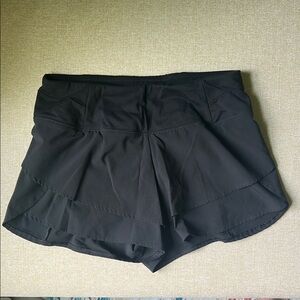 Calia by Carrie Underwood Anywhere Petal Hem Running Shorts, S